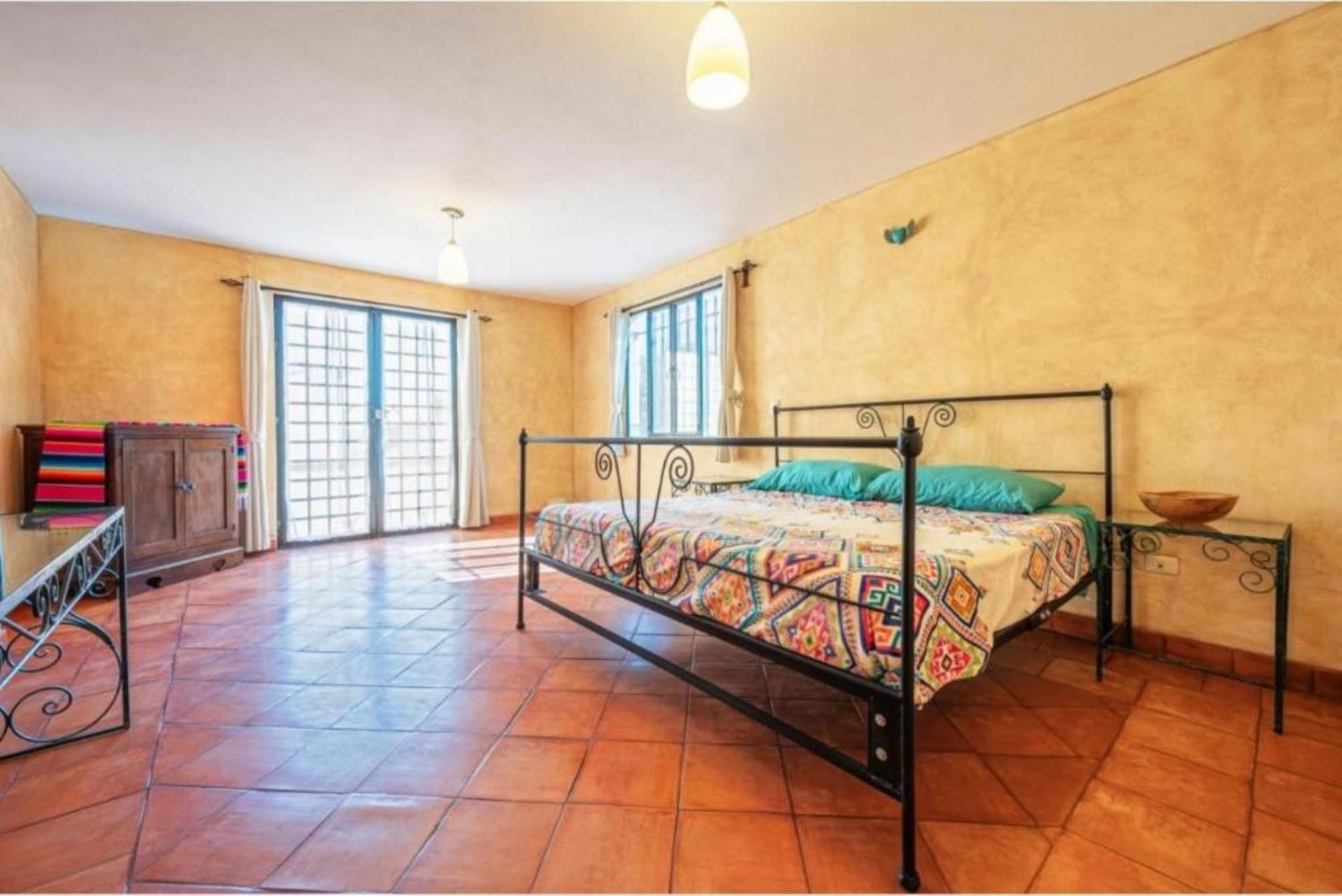 Oyo Whost Guest house 4*