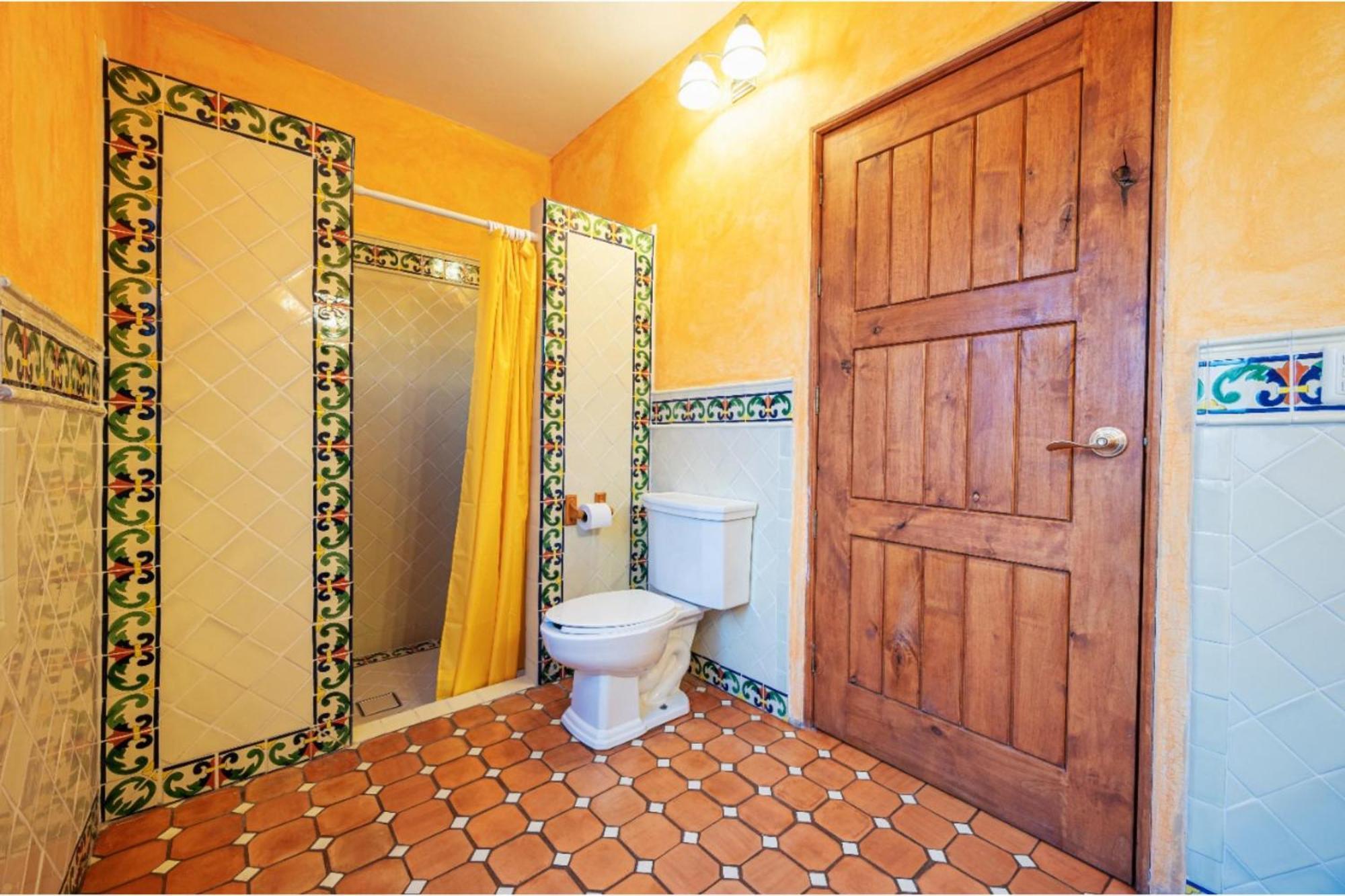 Oyo Whost 4* San Miguel de Allende